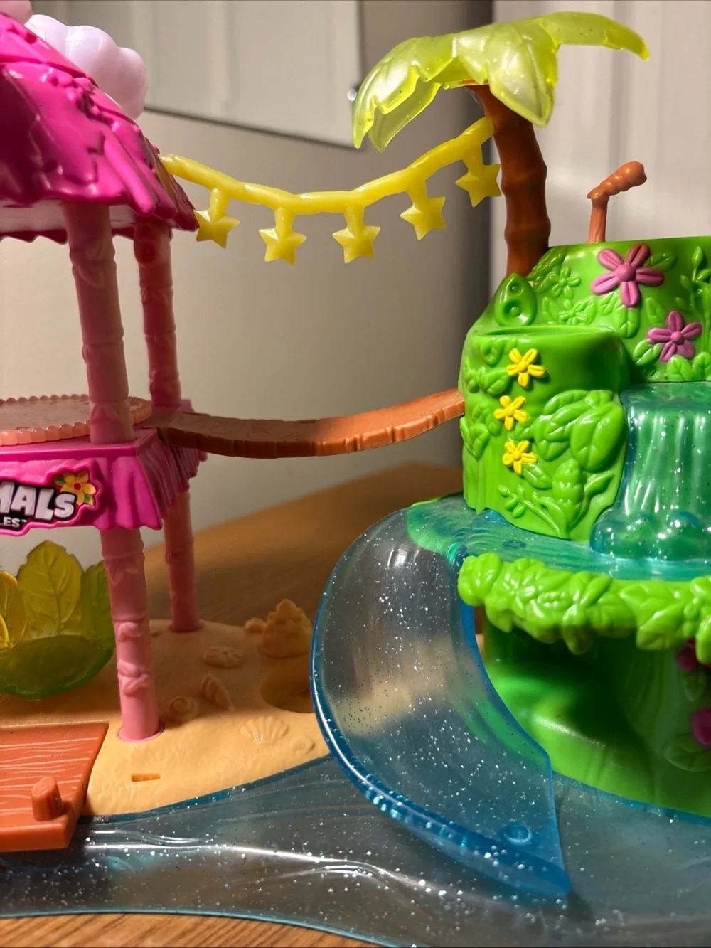 Sparkling Waterfall Playset with Blue Slide — Green & Blue
